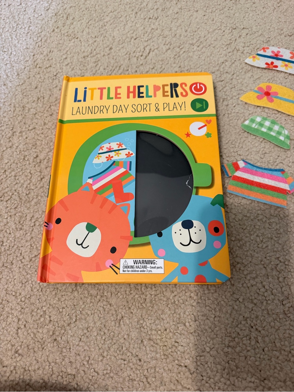 Little Helpers Laundry day sort and play Susie Brooks Kane Miller toddler book